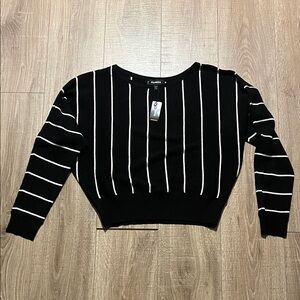 Express Black and White Ribbed Knit Top Size L NWT